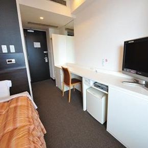 NearBy Hotel