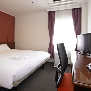 NearBy Hotel