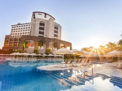 Melas Lara Hotel