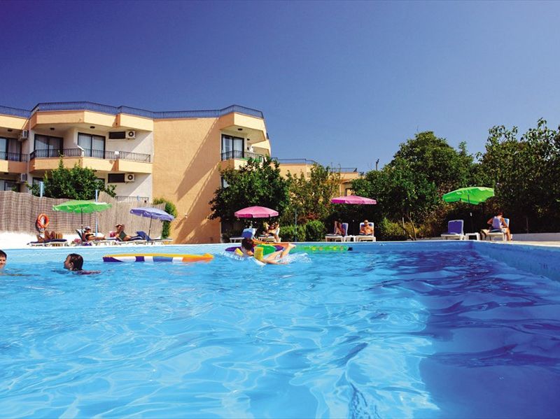 Hotel Photo 1