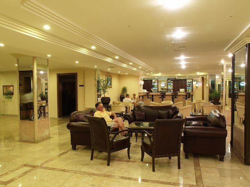 Hotel Photo 9