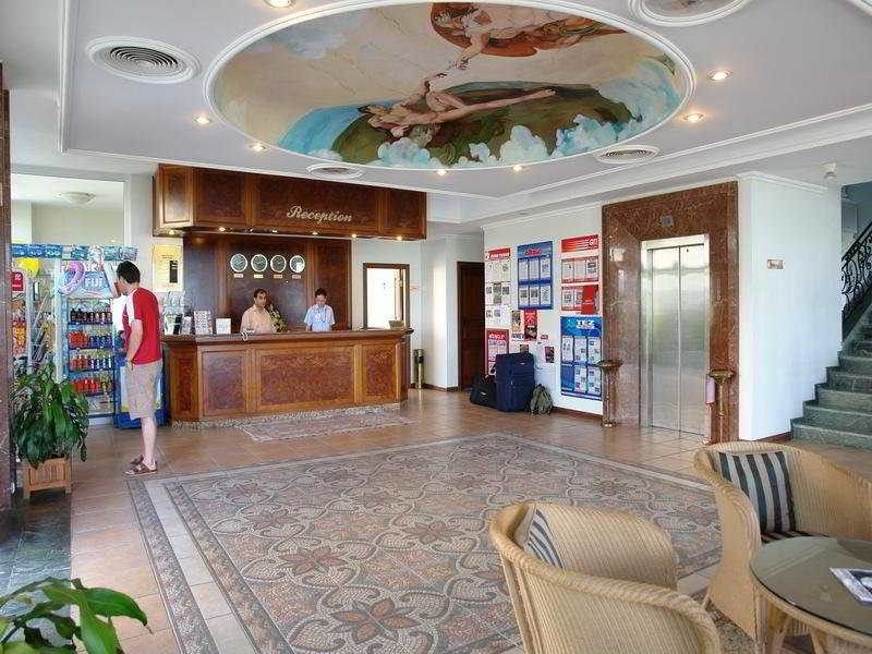 Hotel Photo 9