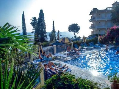 Alonakia Hotel