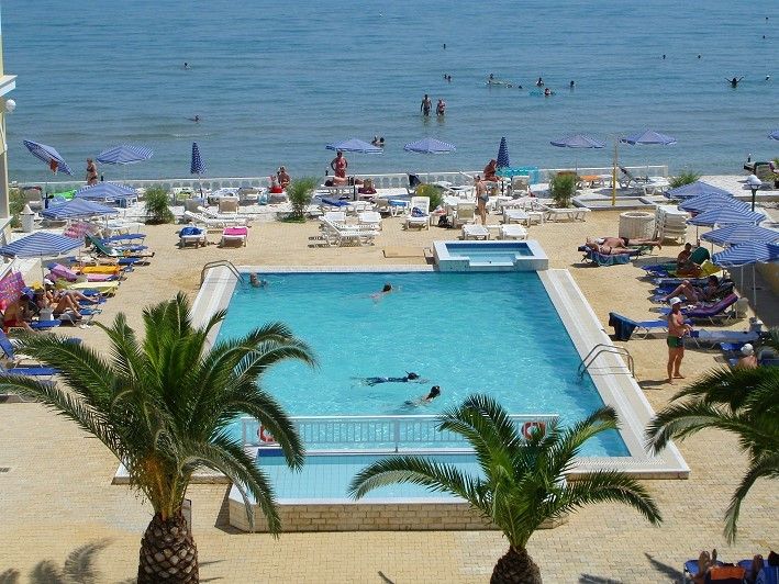 Hotel Photo 1