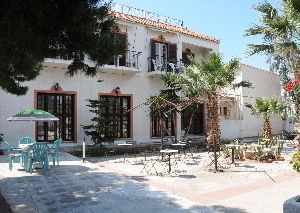 Miranta Hotel - Apartments & Studios Aegina Greece