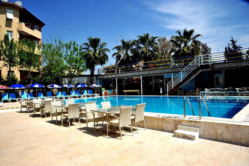 Hotel Photo 1