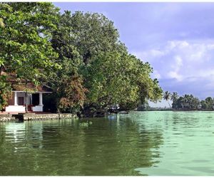 Our Land Backwater Resort Alleppey India