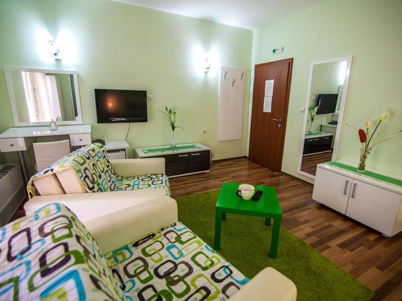 Hotel Photo 8