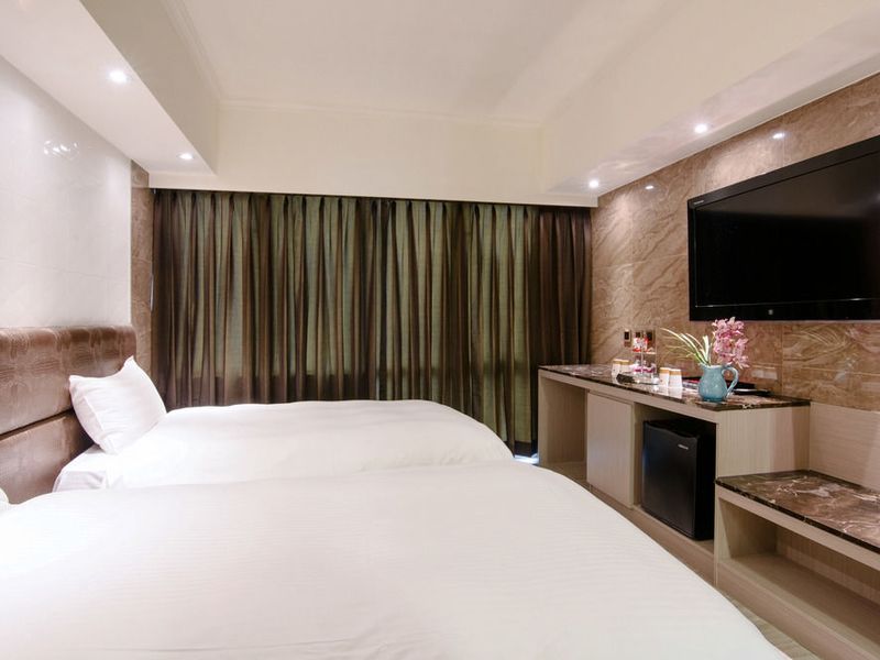 Hotel Photo 1