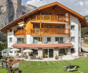 Apartments Aghel ***S Selva di Val Gardena Italy