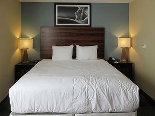 Фото отеля MainStay Suites Cotulla