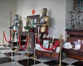 NearBy Hotel