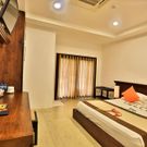 Фото отеля Rajarata Hotel