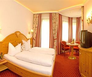 Hotel Maximilian Neustift Austria