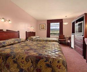Super 8 by Wyndham Lake Country/Winfield Area Winfield Canada