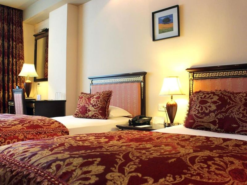 Hotel Photo 1