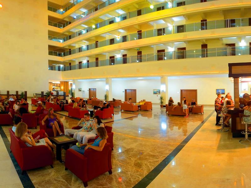 Hotel Photo 6