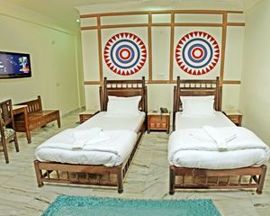 Hotel Vasundhara Palace Rishikesh India