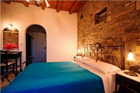 image of hotel Zefi Hotel & Suites