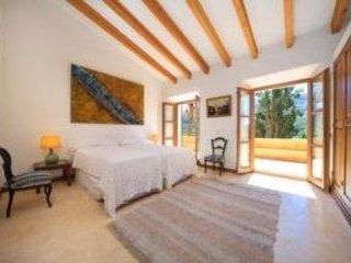POLLENSA VILLAS