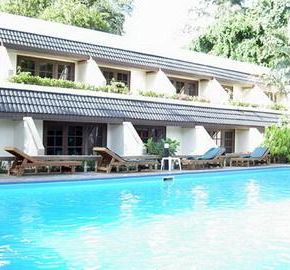NearBy Hotel
