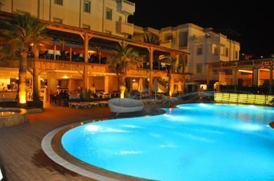 Hotel Photo 12