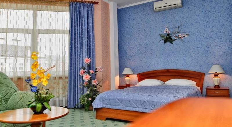 Slavija Hotel