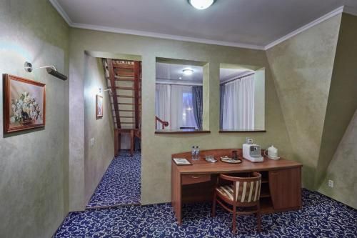 Hotel Photo 9