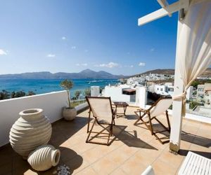 Ostria Hotel Adamas Greece