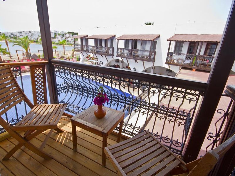 Hotel Photo 11