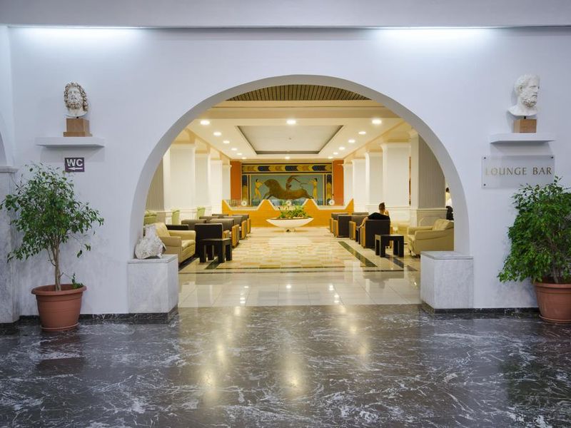 Hotel Photo 12