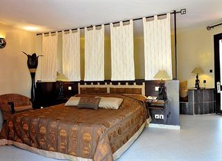 Hotel pic Hotel Royam