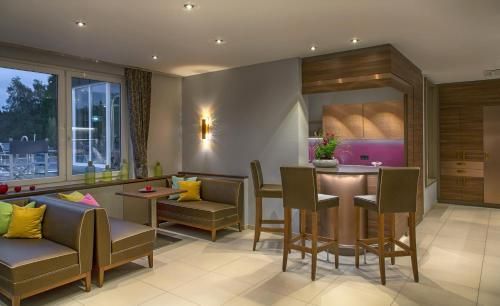 Hotel Photo 12