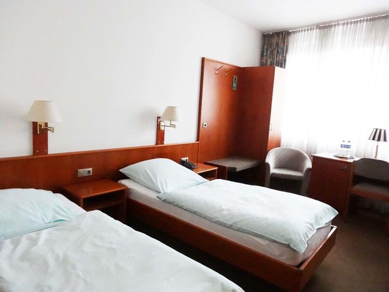 Hotel Photo 6