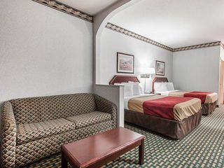 Фото отеля Econo Lodge Inn & Suites Northport