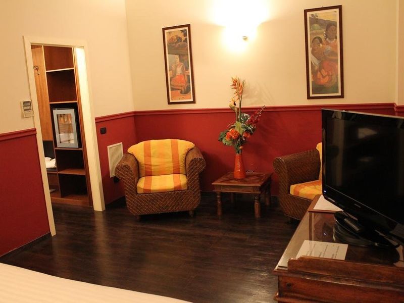 Hotel Photo 8