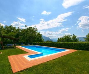 Mansion in San Valentino in Abruzzo Citeriore with Pool San Valentino Italy