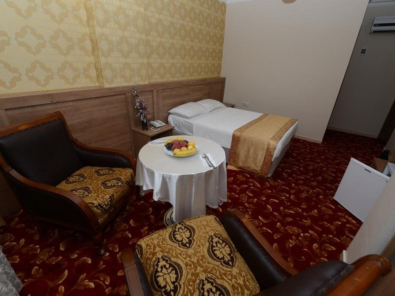 Hotel Photo 3