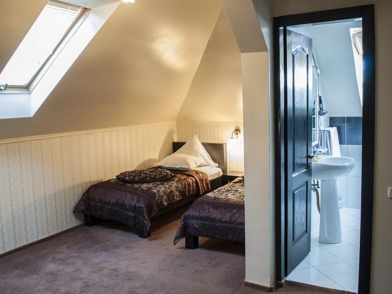 Hotel Photo 6