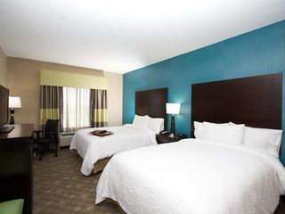 Фото отеля Hampton Inn and Suites Missouri City