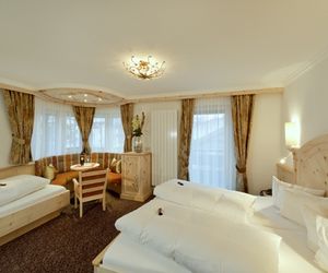 Hotel Garni Pazanella Ischgl Austria