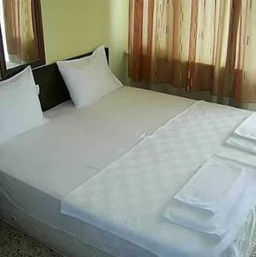 NearBy Hotel