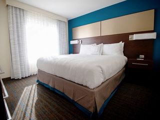 Фото отеля Residence Inn by Marriott Omaha West