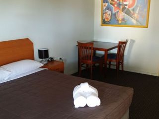 Hotel pic CQ Motel Gladstone