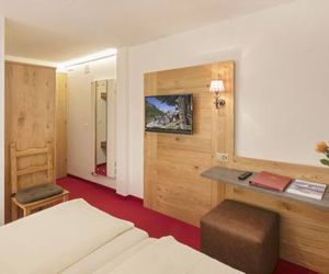 Annex Antika Zermatt Switzerland