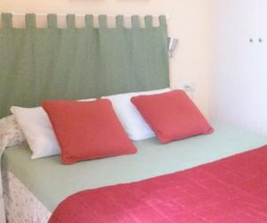 APARTAMENTO TURISTICO CAZIRES II Caceres Spain