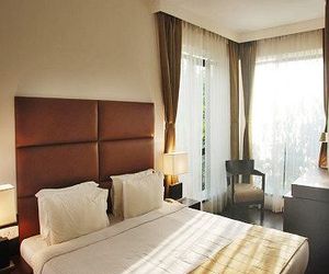 Hotel Metropole Kolkata India