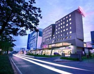 Fame Hotel Gading Serpong Tangerang Indonesia