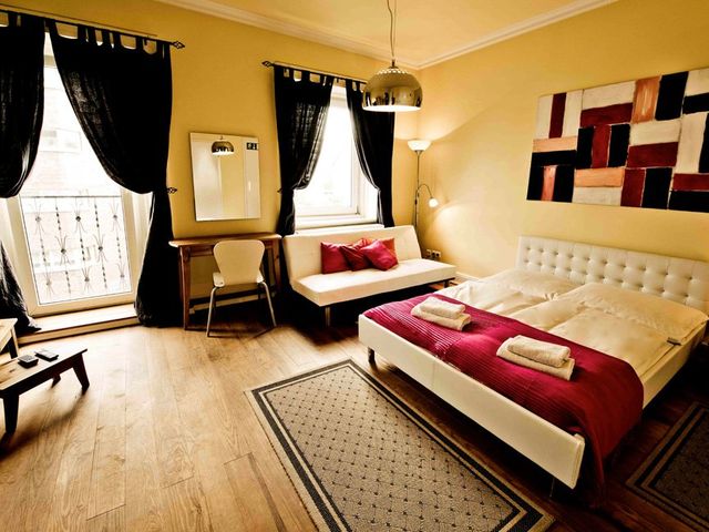St. Pauli Lodge Townhouse, Hamburg Germany
