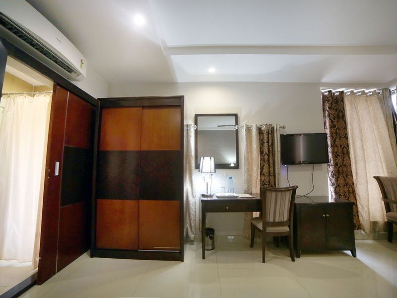 Hotel Photo 9